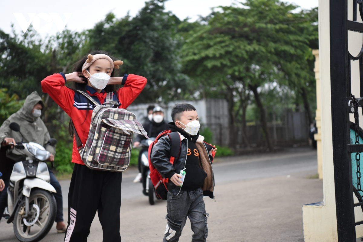 Bộ GD-ĐT đề nghị Hà Nội tổ chức ăn bán trú cho học sinh khi trở lại trường