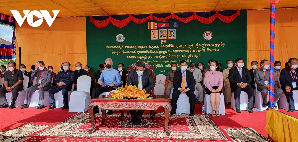 Việt Nam hỗ trợ Campuchia xây dựng trung tâm cai nghiện ma túy quốc gia