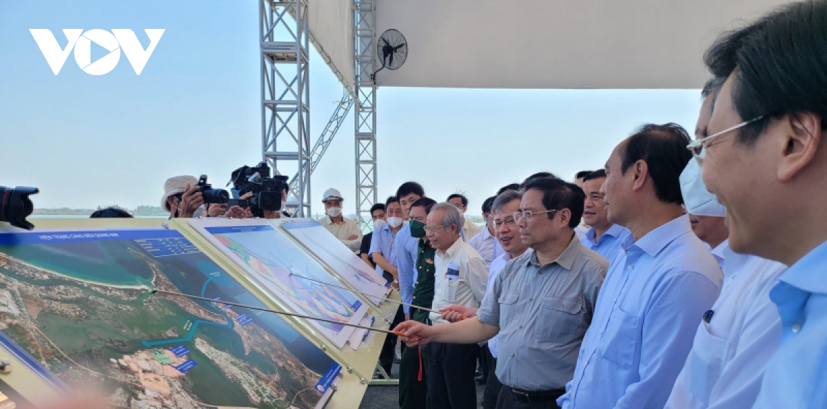 Thủ tướng Phạm Minh Chính kiểm tra một số công trình trọng điểm tại Quảng Nam