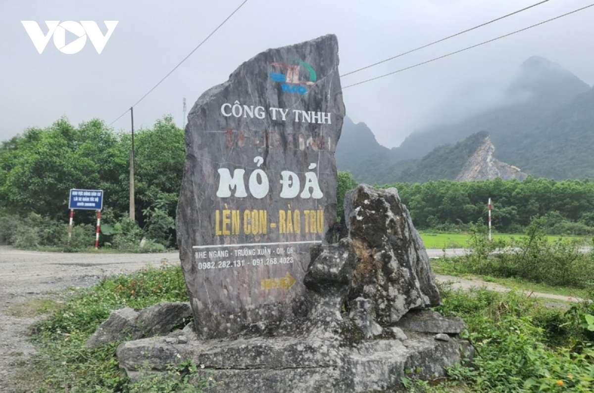 5 mỏ đá bao vây thung lũng Rào Trù (Quảng Bình), dân khổ trăm bề 