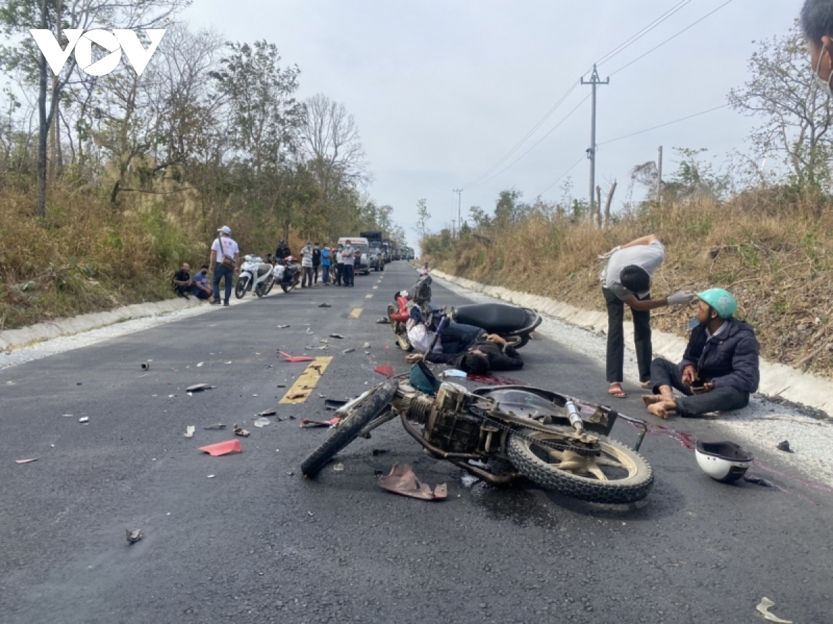 Tai nạn giao thông trên đường Trường Sơn Đông, 4 người thương vong