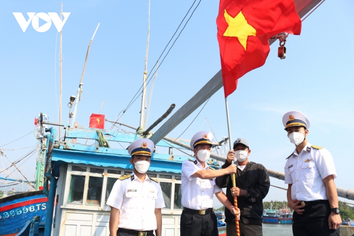 Điểm tựa cho ngư dân Bình Định bám biển, vươn khơi