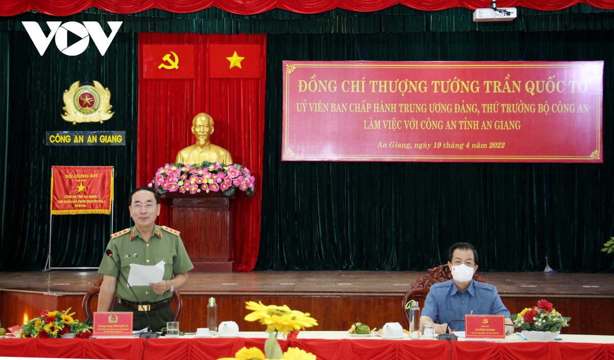 Thượng tướng Trần Quốc Tỏ làm việc tại Công an tỉnh An Giang