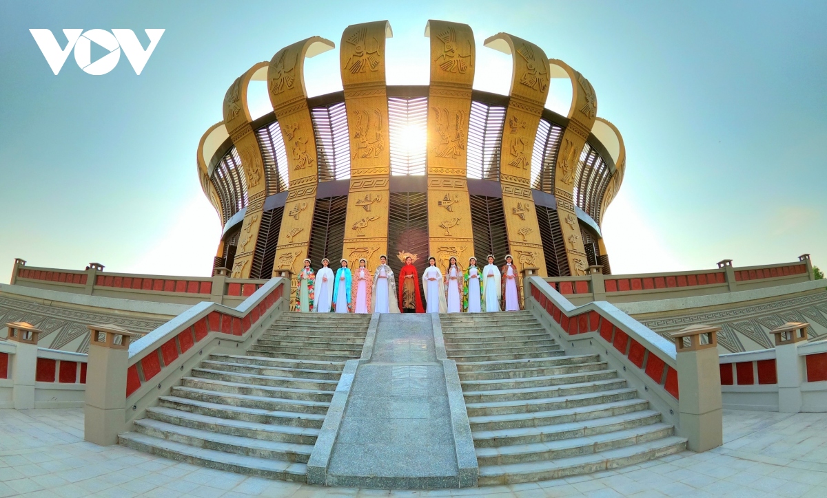 Đền thờ Vua Hùng tại Cần Thơ: Hội tụ nét đẹp văn hóa, tinh hoa