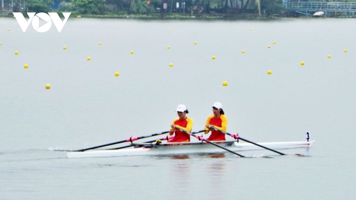 SEA Games 31: Đội tuyển Rowing Việt Nam tiếp tục dẫn đầu bảng B