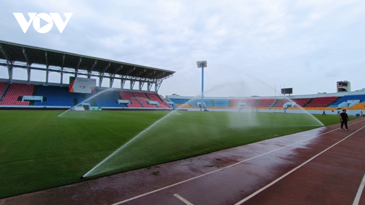 Sân vận động Cẩm Phả sẵn sàng cho bóng đá nữ SEA Games 31