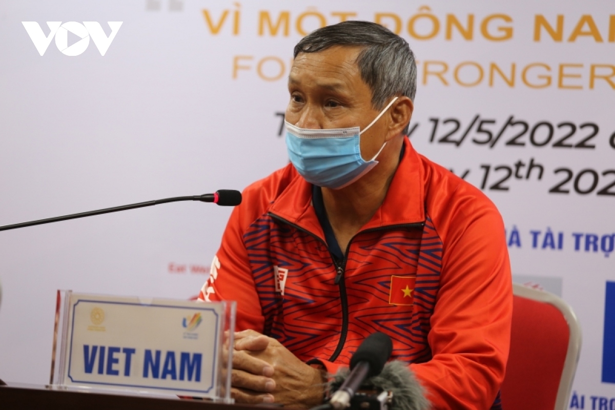 HLV Mai Đức Chung: Người hâm mộ đã giúp ĐT nữ Việt Nam giành HCV SEA Games 31