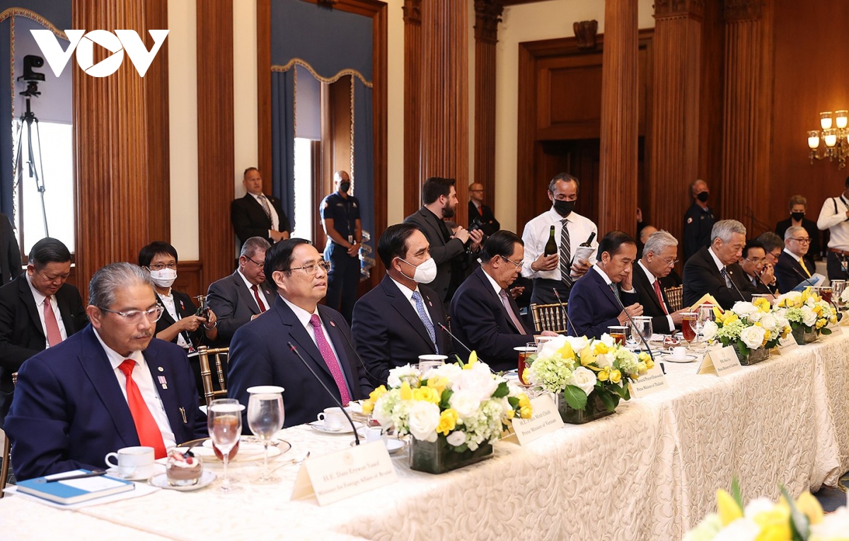 Thủ tướng: ASEAN hoan nghênh Hoa Kỳ cam kết ủng hộ vai trò trung tâm của ASEAN