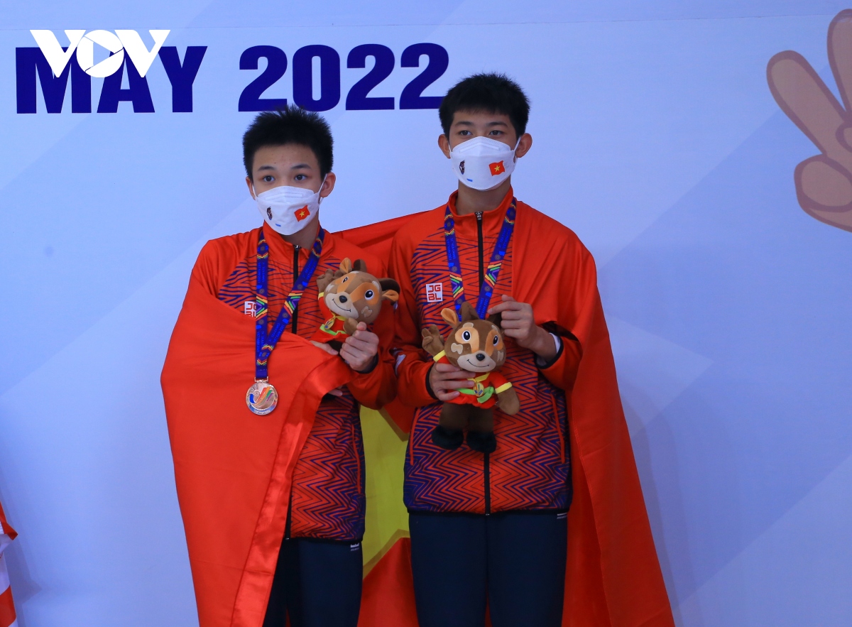 Những VĐV "tuổi teen" giành HCĐ lịch sử cho nhảy cầu Việt Nam ở SEA Games 31