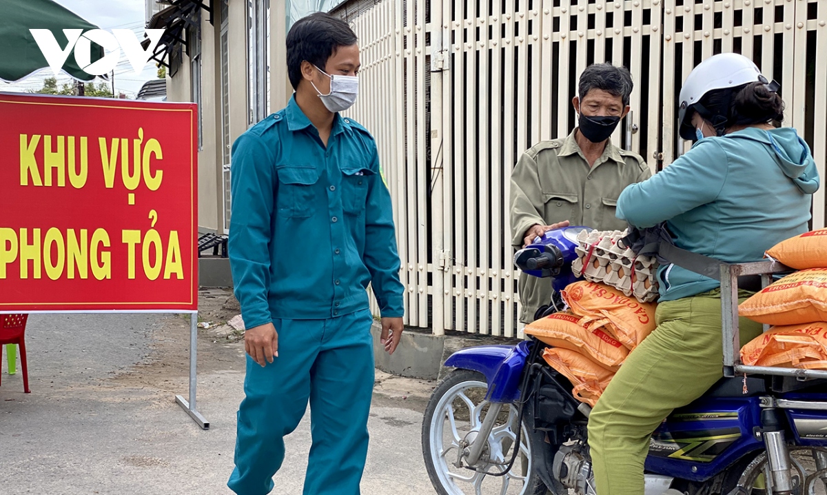 HĐND tỉnh Tây Ninh thông qua việc chi 34 tỷ đồng hỗ trợ một lần người tham gia chống dịch