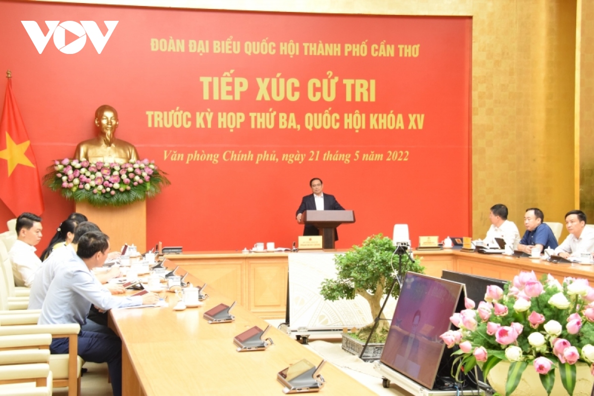 Tiếp xúc cử tri TP Cần Thơ, Thủ tướng nhấn mạnh 4 vấn đề ưu tiên của Chính phủ