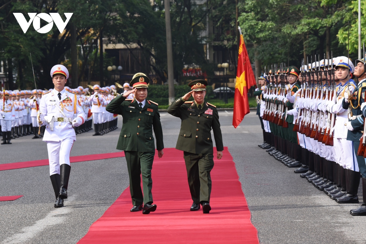 Hợp tác quốc phòng là trụ cột quan trọng trong tổng thể quan hệ Việt Nam – Lào