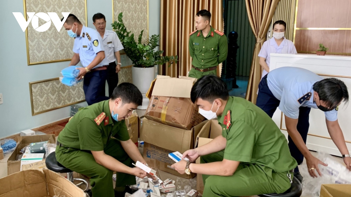 Hoạt động chui ở Pleiku, Viện thẩm mỹ 108 Hà Nội bị phạt 90 triệu