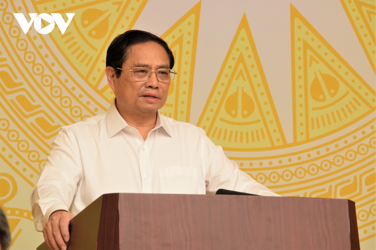 Thủ tướng Phạm Minh Chính chủ trì hội nghị về phát triển thị trường lao động