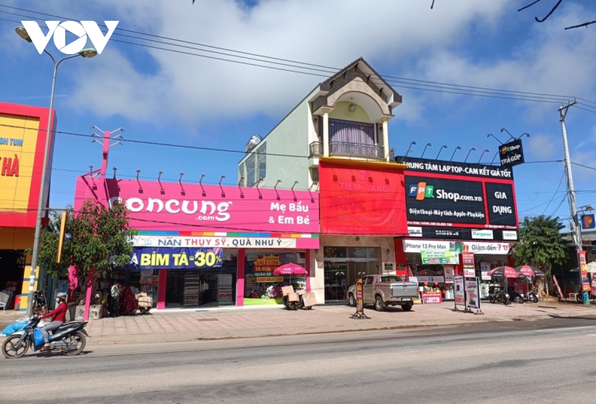 Kon Tum kiểm tra việc UBND thị trấn Đăk Hà cho cá nhân mượn đất để kinh doanh