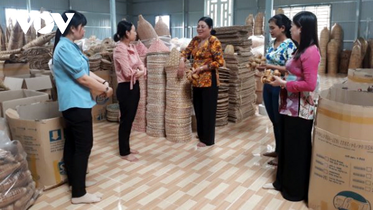 Cơ hội phát triển làng nghề đan lát của đồng bào Khmer