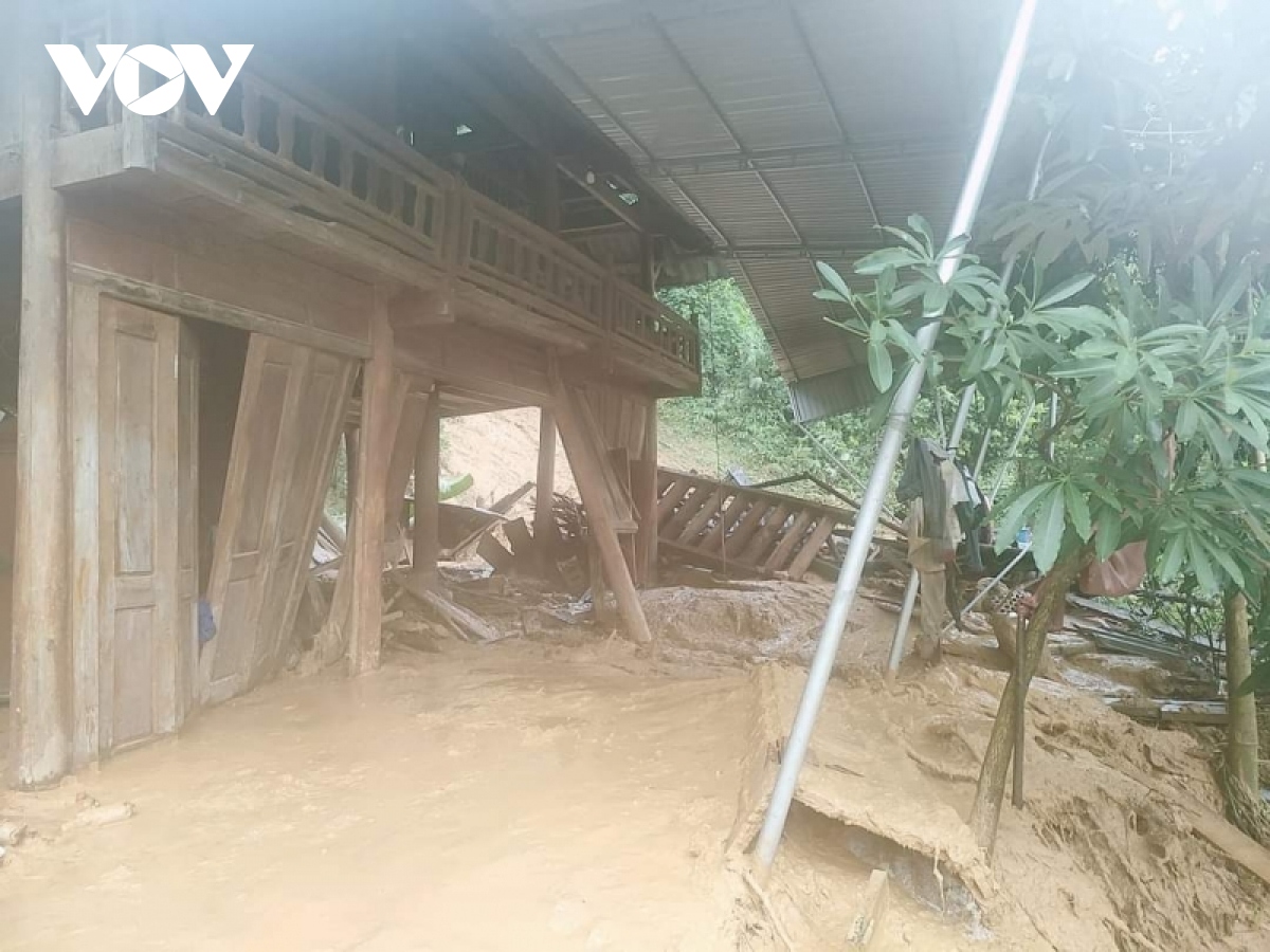 Nghệ An: Khắc phục thiệt hại do mưa lũ ở Kỳ Sơn