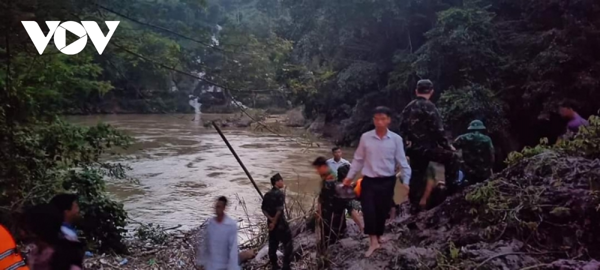 Tìm thấy thi thể 2 bé gái đuối nước ở Pa Thơm, Điện Biên