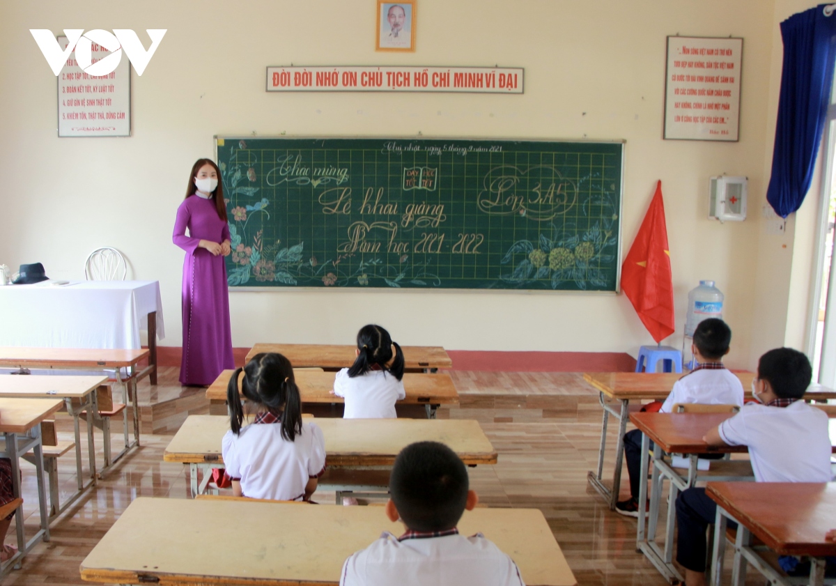 Đắk Nông thiếu gần 1.000 giáo viên, khó đảm bảo việc dạy và học