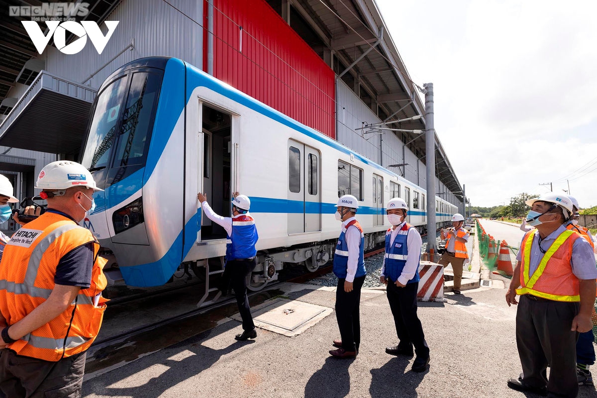 Bộ GTVT nói gì về đường sắt đô thị Hà Nội, TP.HCM liên tục đội vốn, lùi tiến độ?