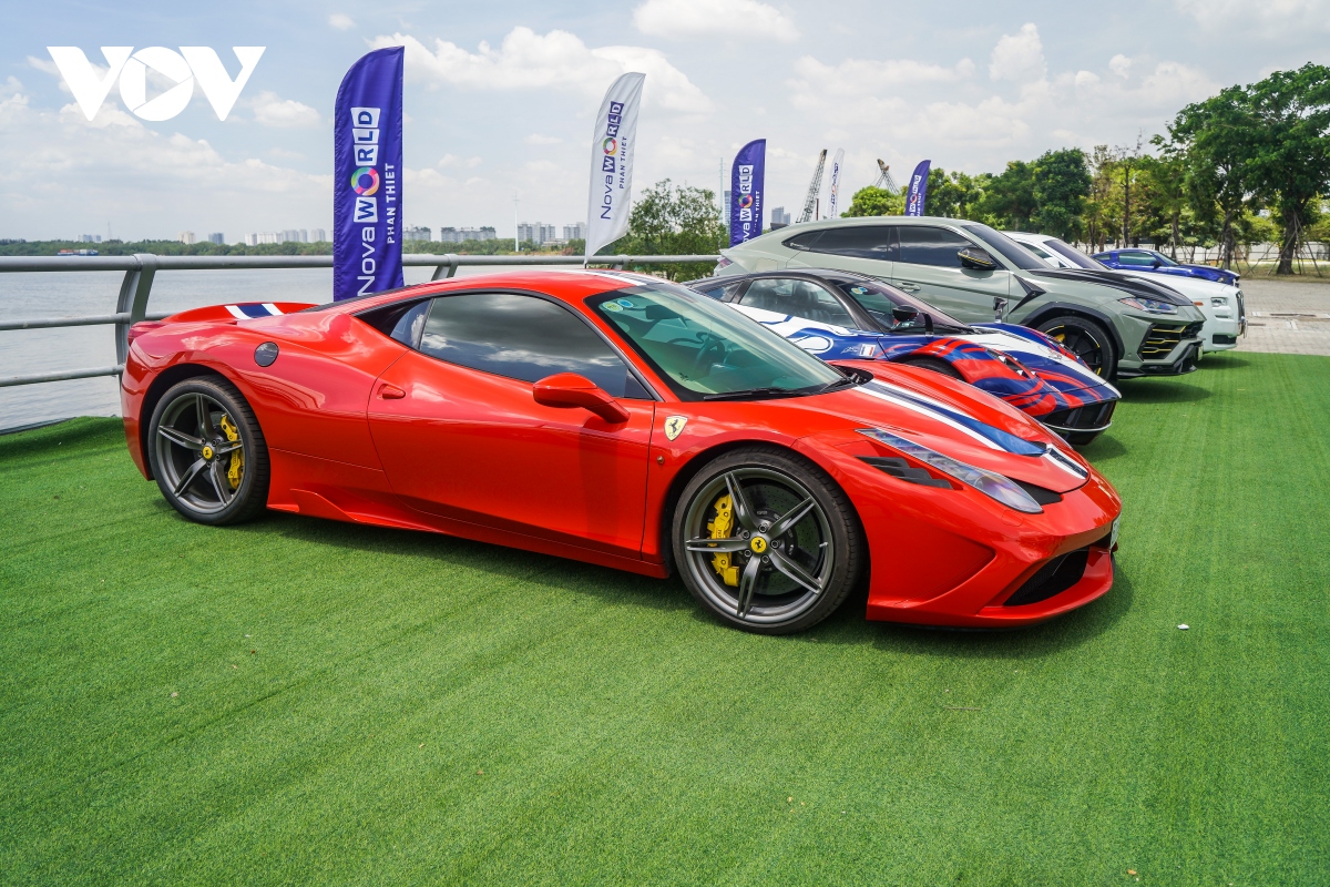 Điểm danh các phiên bản siêu xe Ferrari hiệu năng cao tại Việt Nam