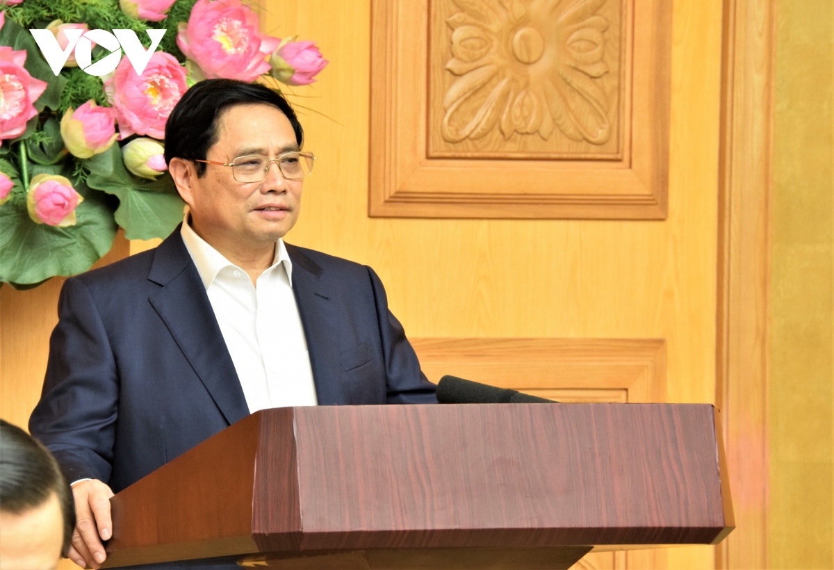 Thủ tướng gặp mặt lãnh đạo ngân hàng thương mại nhân ngày Doanh nhân Việt Nam