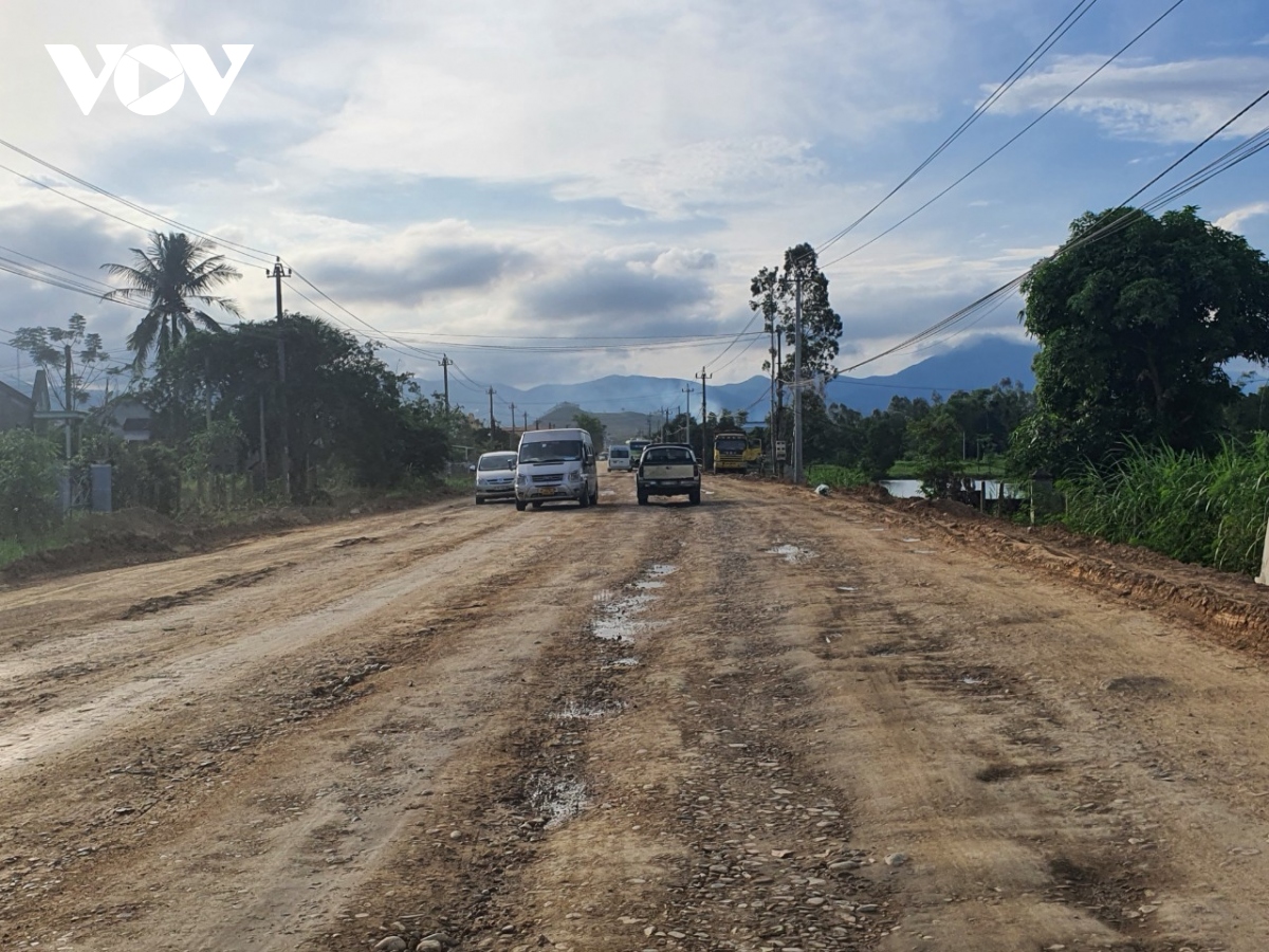 Đề nghị khẩn trương khắc phục hư hỏng Quốc lộ 19 qua tỉnh Bình Định
