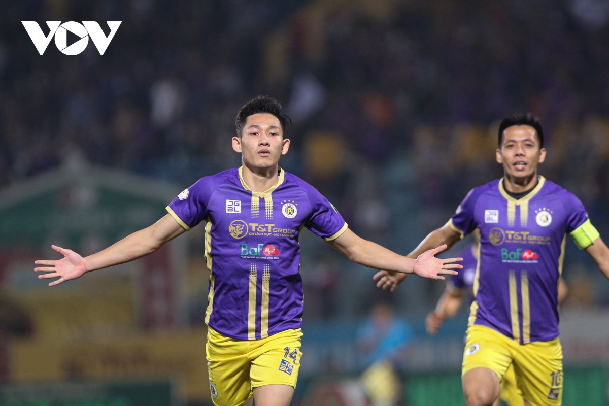 Hà Nội FC "hủy diệt" Nam Định trên sân Hàng Đẫy