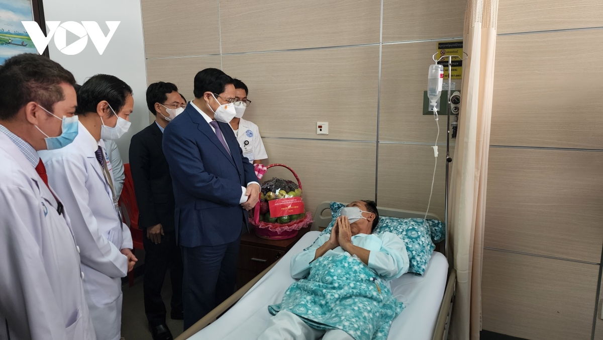 Thủ tướng: Bệnh viện Chợ Rẫy - Phnom Penh tô thắm tình hữu nghị hai nước