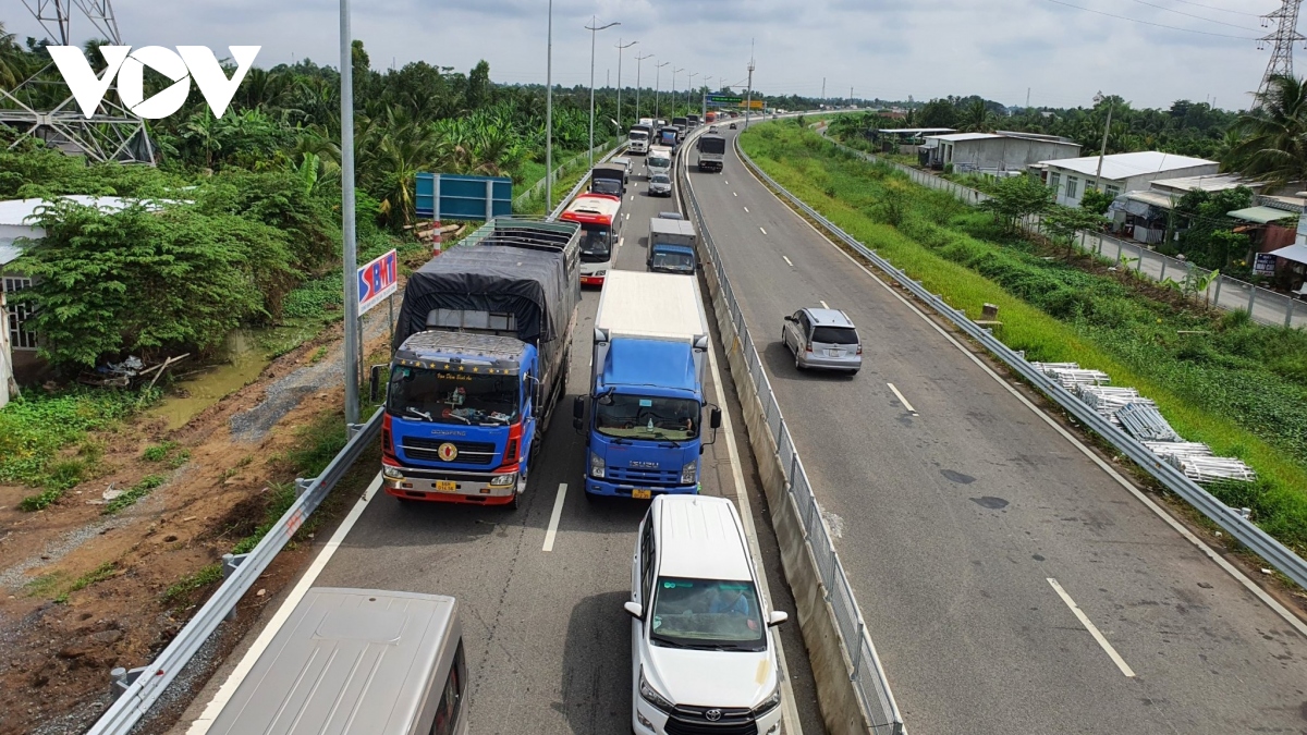Đường cao tốc Trung Lương-Mỹ Thuận chưa đạt tiêu chuẩn, báo động TNGT