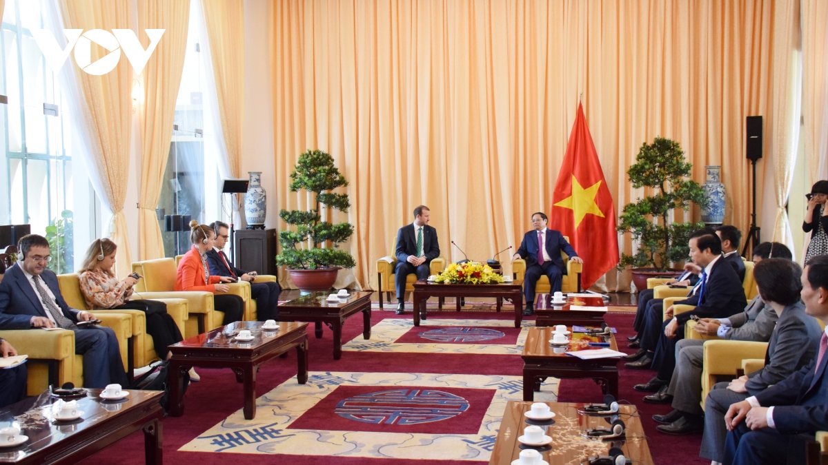 Thủ tướng mong muốn EU hợp tác với Việt Nam trong phát triển kinh tế biển