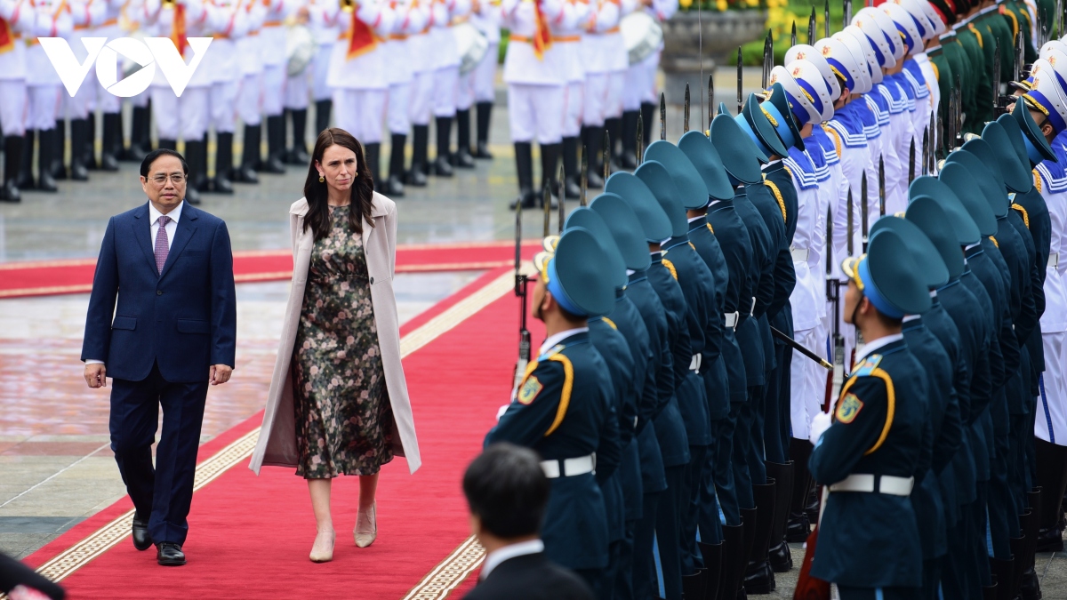 Thủ tướng Phạm Minh Chính chủ trì Lễ đón và hội đàm với Thủ tướng New Zealand