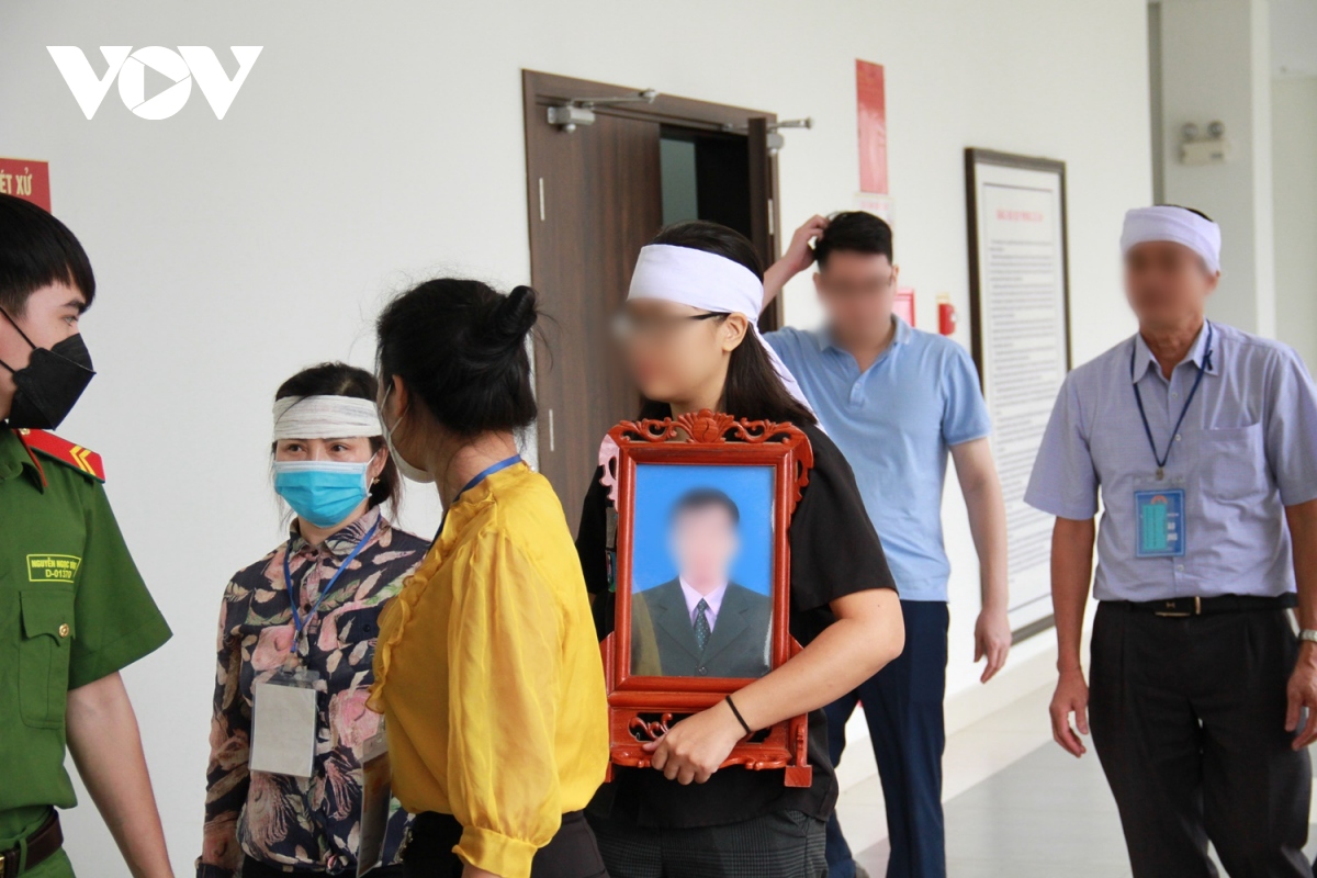 Hoãn phiên tòa xét xử vụ án giết người trước cổng VKSND Phúc Thọ, Hà Nội