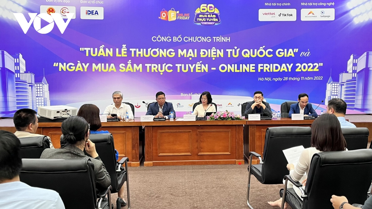 60 giờ Online Friday 2022: Khách hàng có thể “săn” được iPhone giá 1.000 đồng