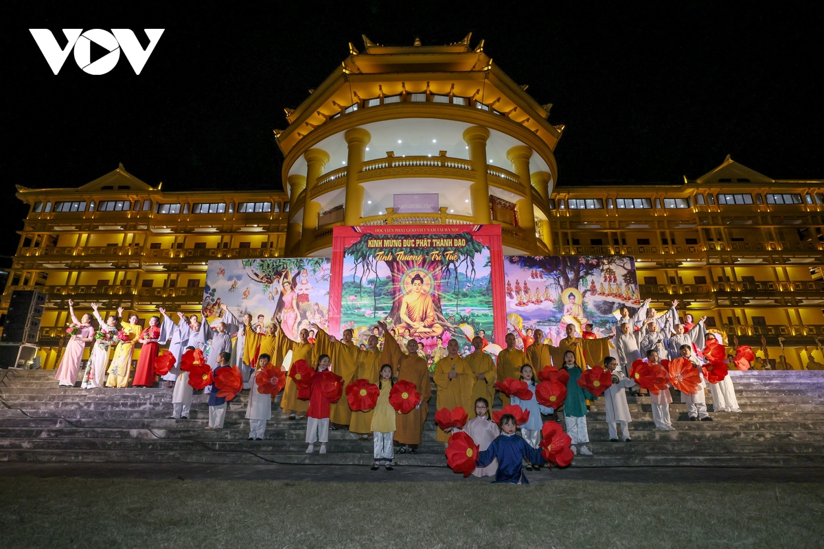 Đại lễ kỷ niệm ngày Phật thành đạo tại Học viện Phật giáo Việt Nam