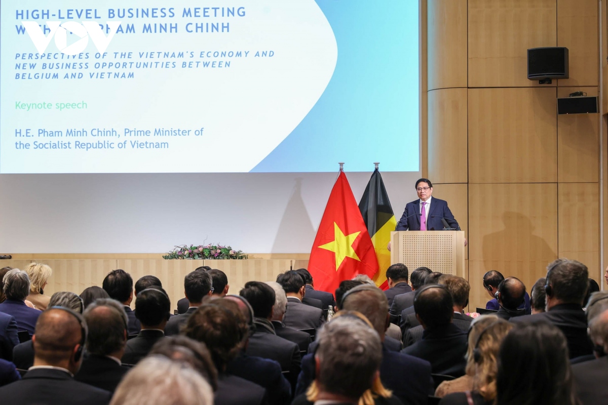 Thủ tướng dự Diễn đàn doanh nghiệp Việt Nam - Bỉ và tiếp lãnh đạo các tập đoàn lớn