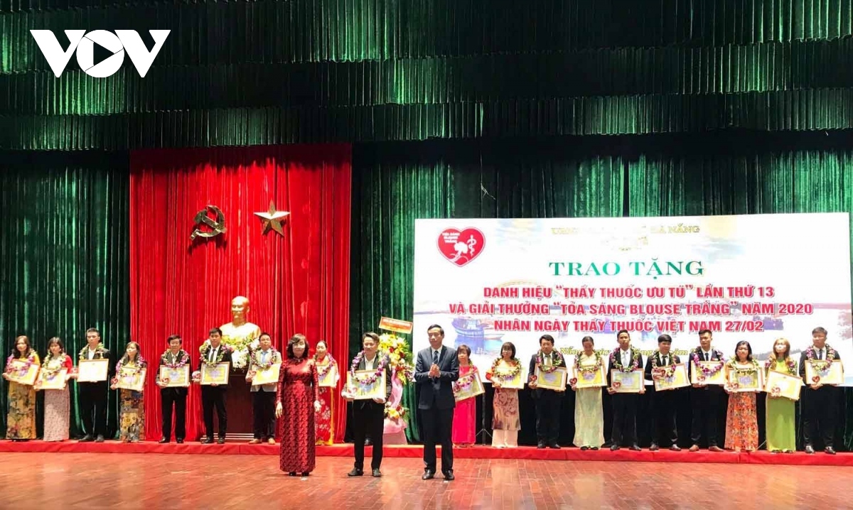 Giải thưởng Cống hiến cho Đà Nẵng có tiền thưởng lên đến 100 triệu đồng