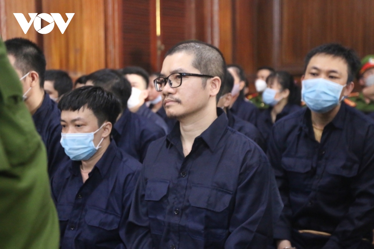 Nguyễn Thái Luyện bị đề nghị án chung thân, vợ và em trai bị đề nghị 30 năm tù