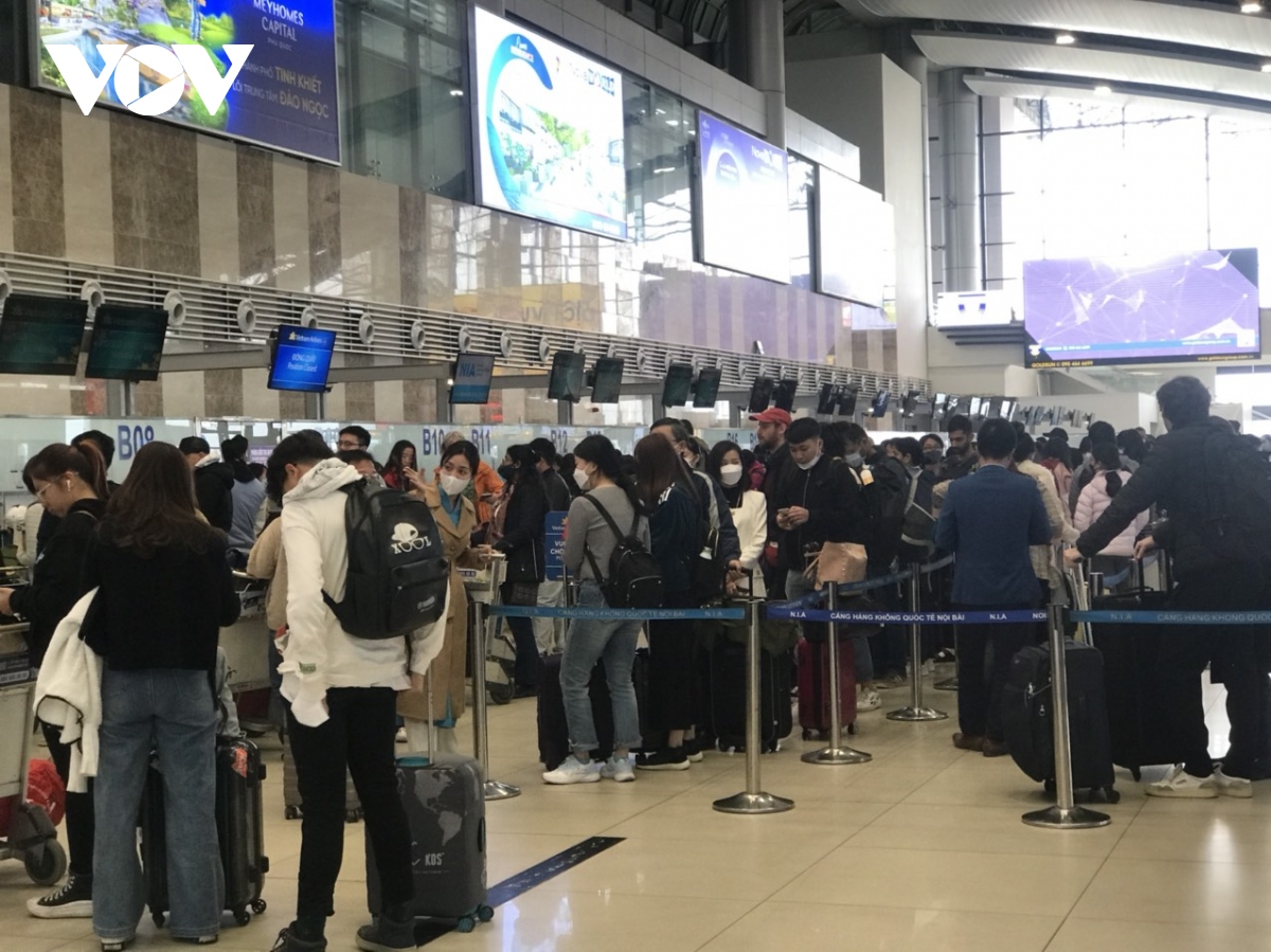 Lo quá tải, sân bay Nội Bài lưu ý "đặc biệt" với khách bay dịp Tết Nguyên đán