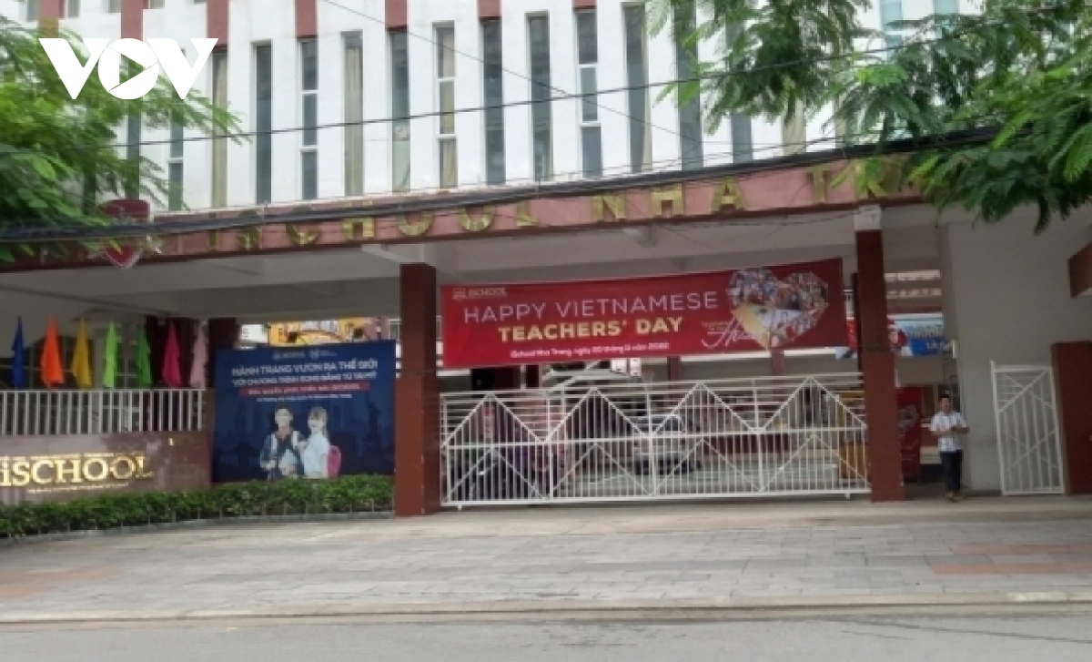 Làm rõ trách nhiệm sở y tế trong vụ ngộ độc xảy ra ở trường iSchool Nha Trang