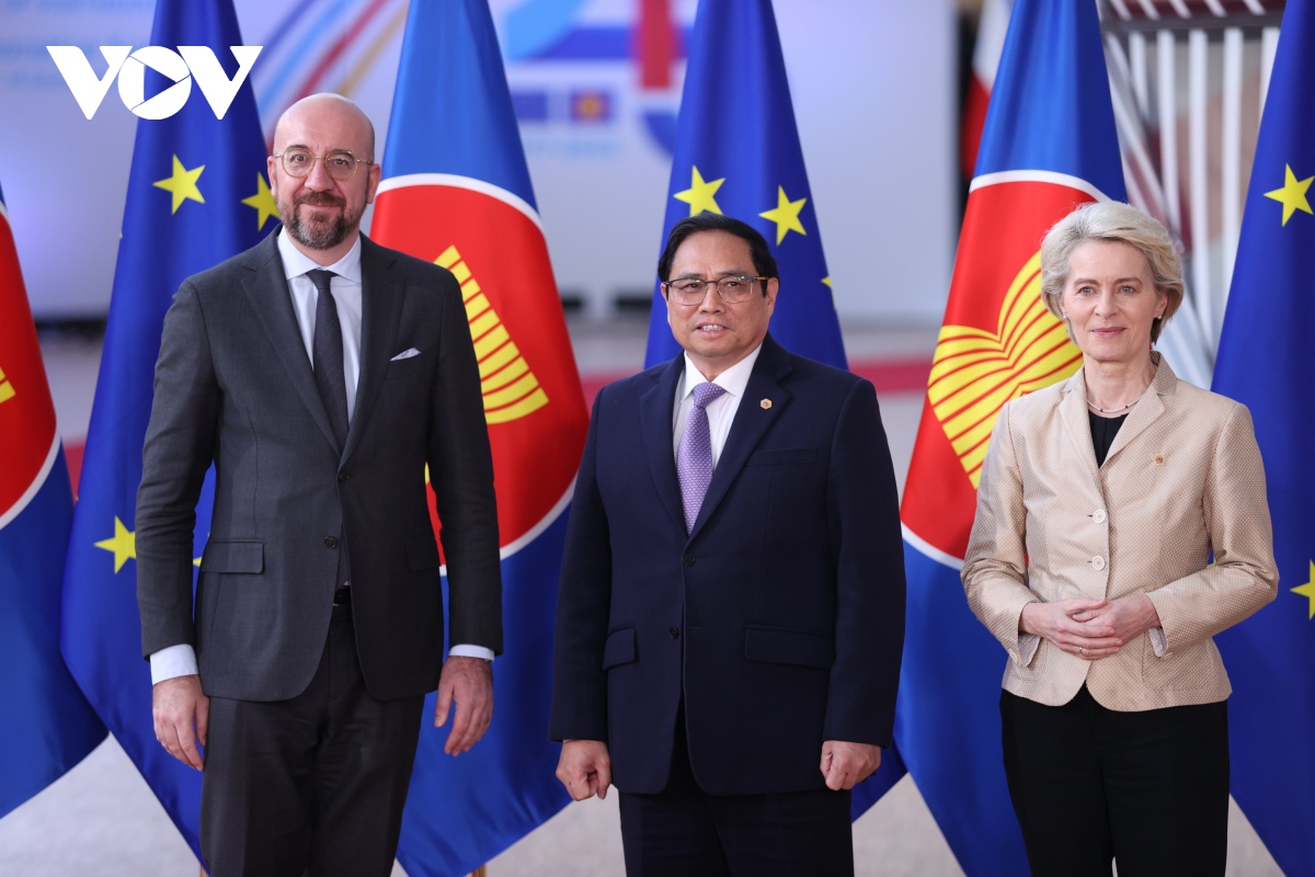 Thủ tướng đề nghị ASEAN và EU lấy hoà bình là mục đích, coi đối thoại là công cụ