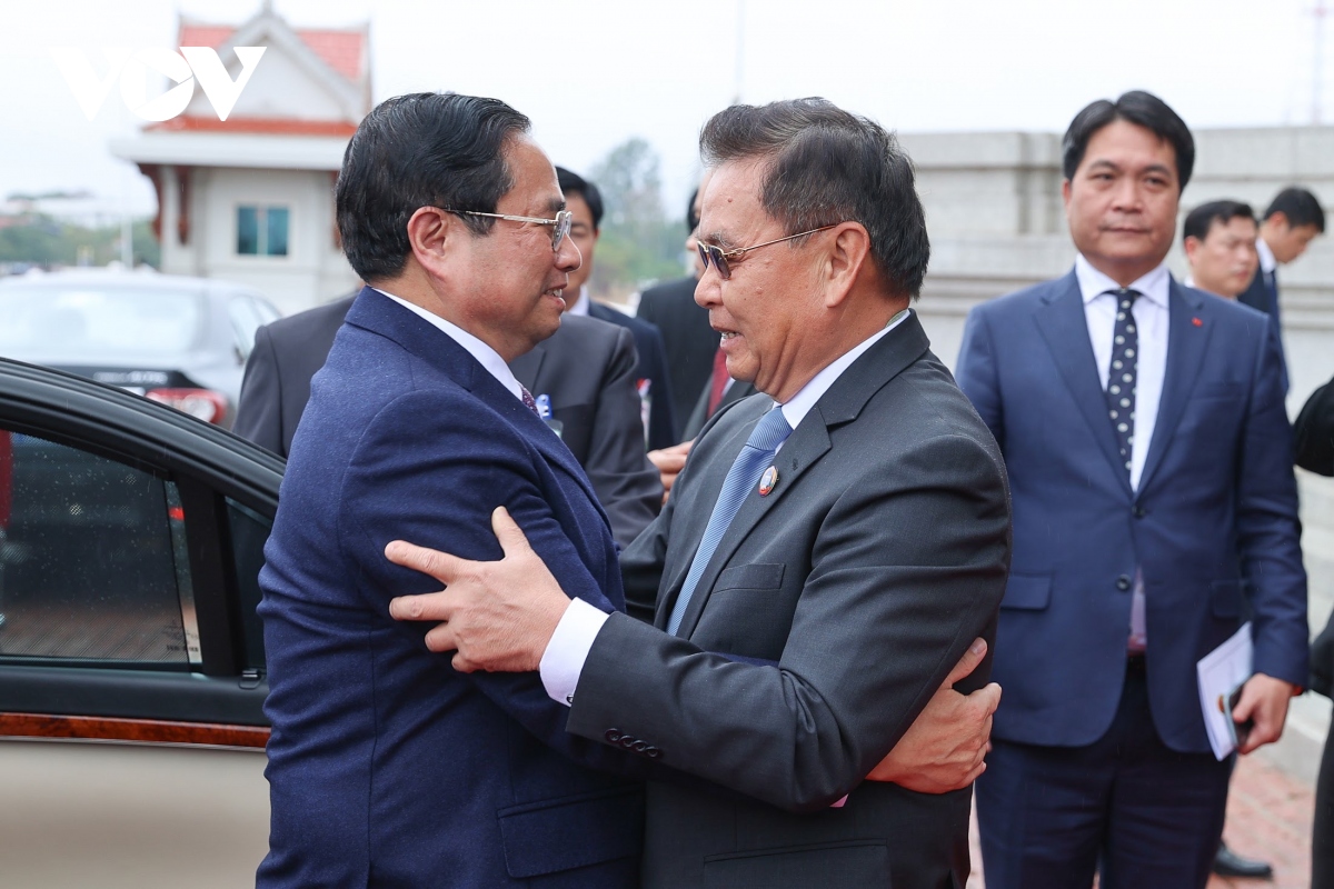 Thủ tướng Phạm Minh Chính hội kiến Chủ tịch Quốc hội Lào Saysomphone Phomvihane