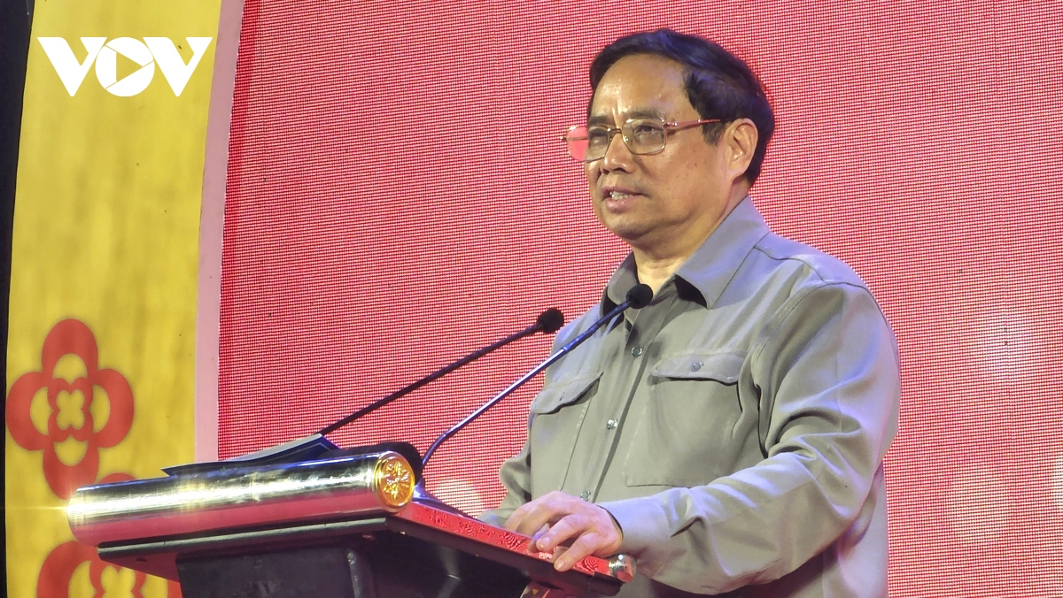 Thủ tướng Phạm Minh Chính dự lễ phát lệnh làm hàng đầu xuân cảng Tân Cảng Cát Lái