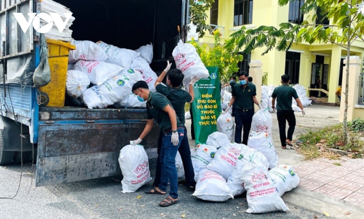 Hàng chục tấn vỏ bao bì thuốc bảo vệ thực vật được thu gom, xử lý tại khu vực ĐBSCL