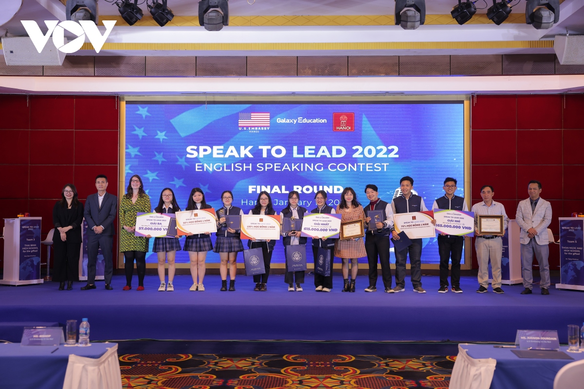 Học sinh Nghệ An giành giải quán quân Cuộc thi Hùng biện tiếng Anh toàn quốc