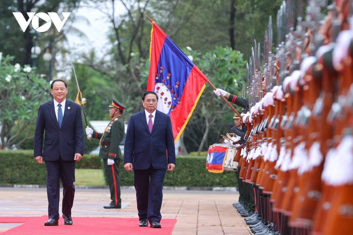 Lễ đón chính thức Thủ tướng Phạm Minh Chính thăm chính thức CHDCND Lào