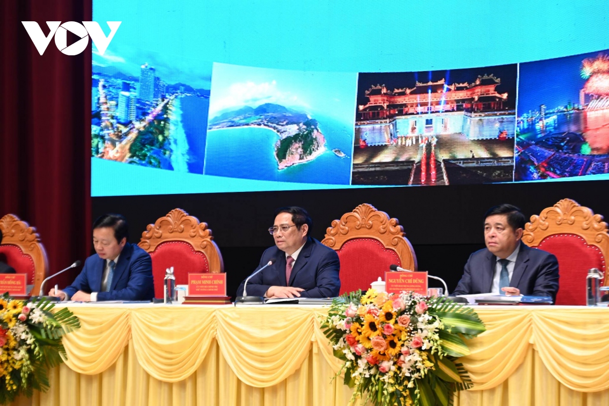 Thủ tướng chủ trì hội nghị phát triển KT-XH vùng Bắc Trung Bộ và duyên hải Trung Bộ