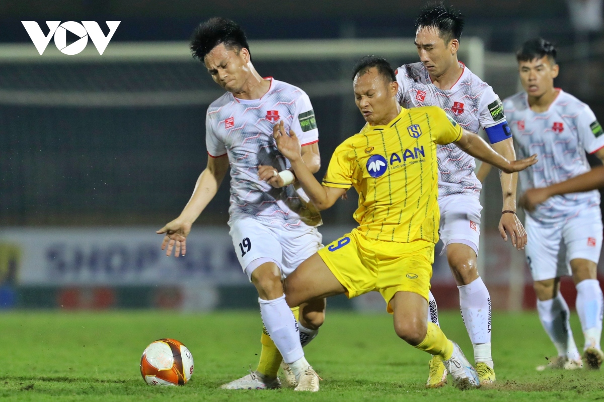 Kết quả V-League 2023: Thanh Hóa lên ngôi đầu, SLNA gây thất vọng lớn