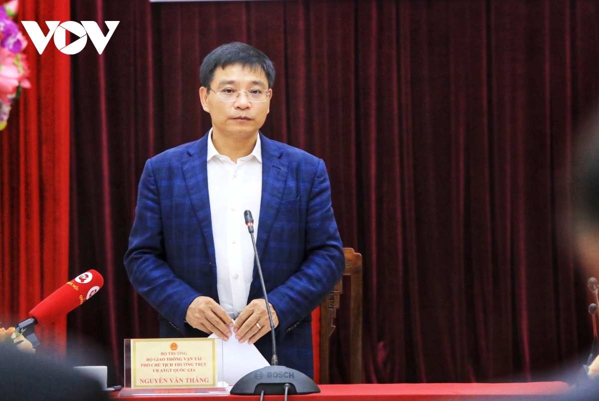 Bộ trưởng Nguyễn Văn Thắng: Phải siết chặt công tác đào tạo, sát hạch lái xe