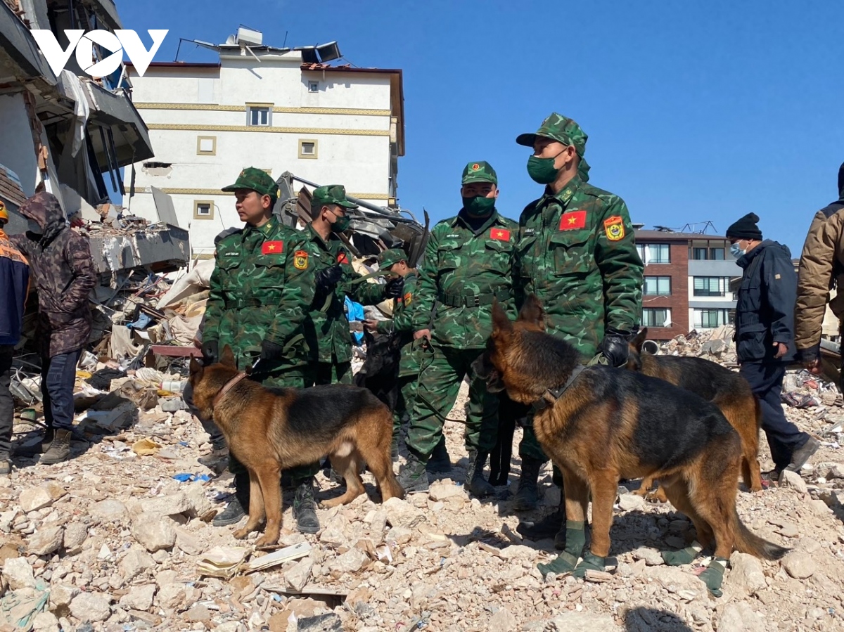 Cứu hộ nạn nhân động đất ở Thổ Nhĩ Kỳ: Mệnh lệnh từ trái tim